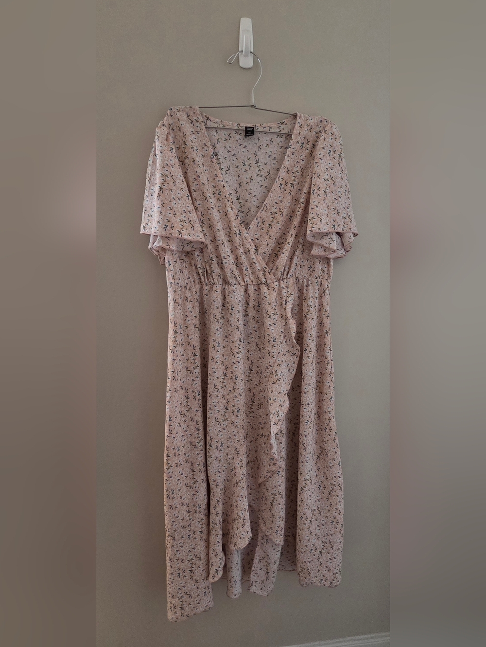 SHEIN Light Pink Floral Wrap Midi Dress